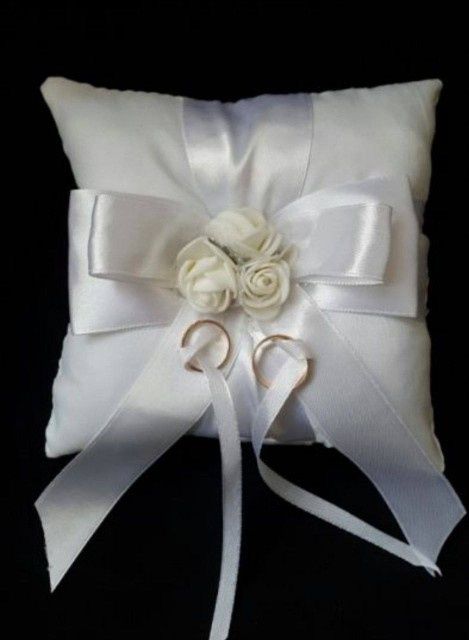 Подушечка для обручальных колец. На заказ!