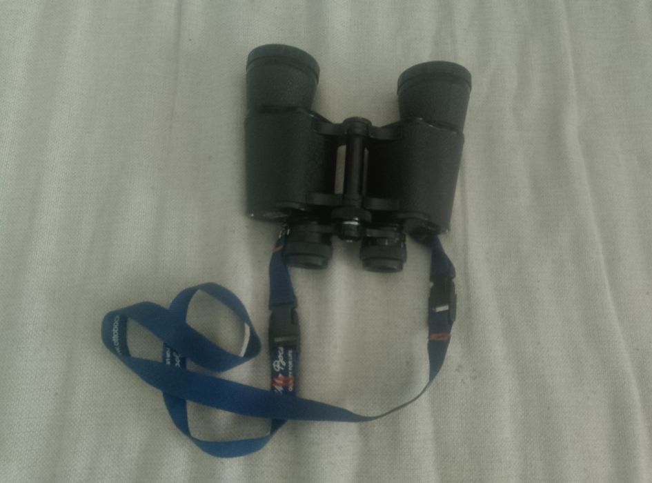 Binoclu  Hunter 7x50 aproape nou.Pret 100 ron