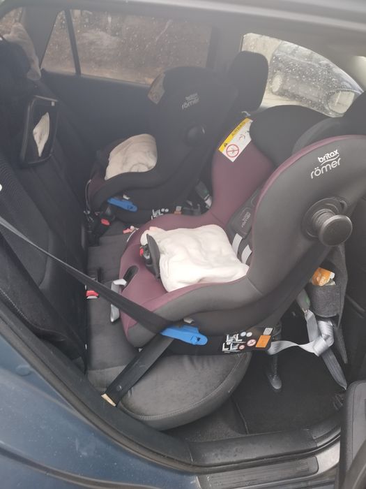 Продава се поради покупна на по-голям автомобил