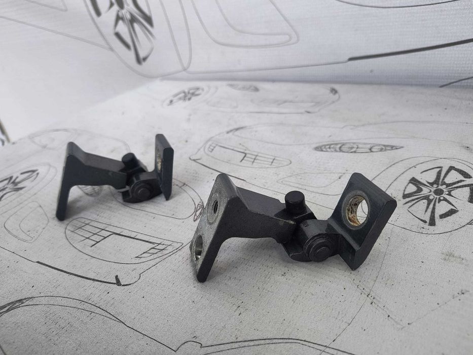 Balamale Ușă Dreapta Spate Seat Leon 5F 2013 / 2012-2020 Cod OEM 8X0831403A (5B2)
