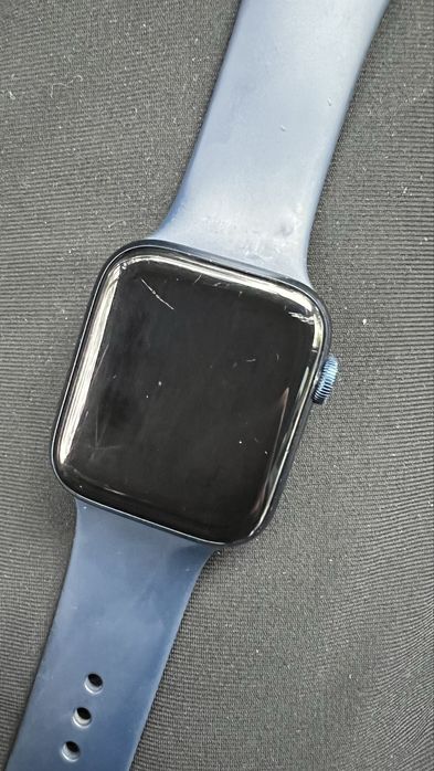 Продам apple watch 6 44mm