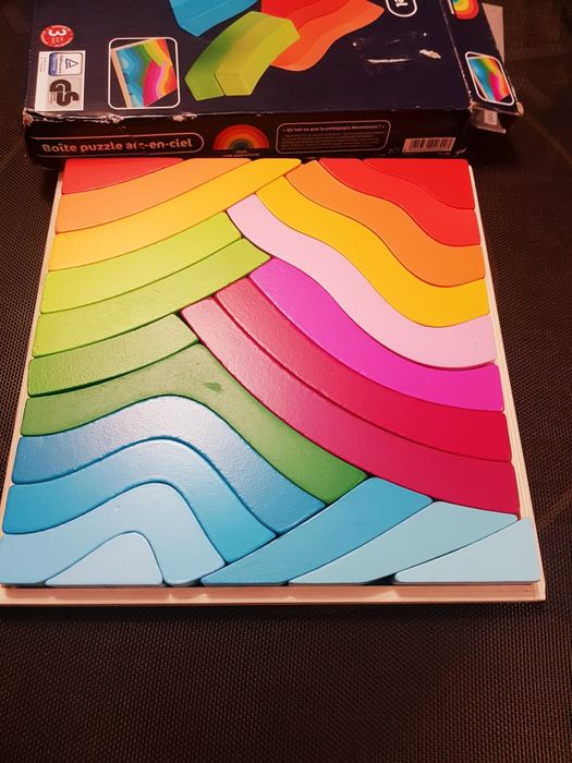 Montessori puzzle fin lemn masiv. Nou.