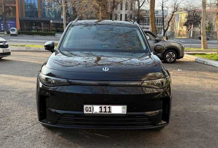 Leapmotor C16 состояние отличное