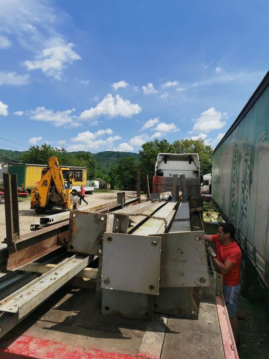 Vând structura metalică hala din fier IPE 220 și HEA 200.  7m pe 24m