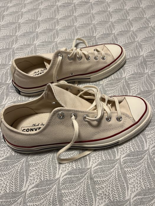 Tenesi converse calapod inalt