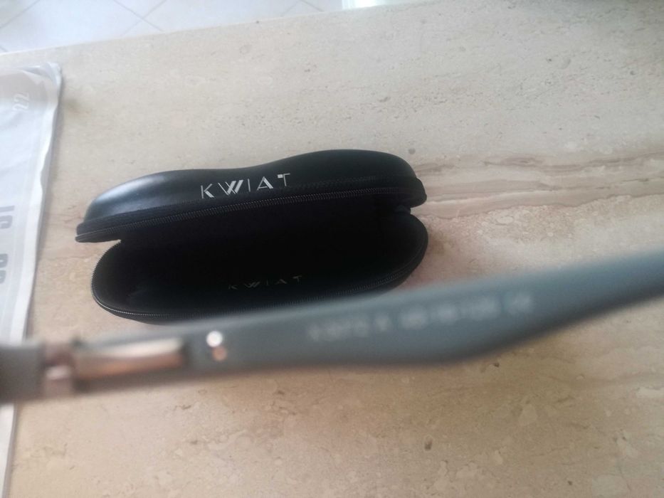 Продавам Диоптрични очила-0,5 и на двете -KWIAT