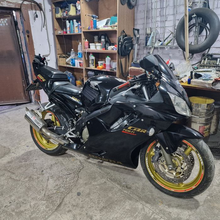 Комплект пластика хонда cbr600f4i