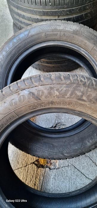 205/60/16 Goodyear Vector 4Seasons