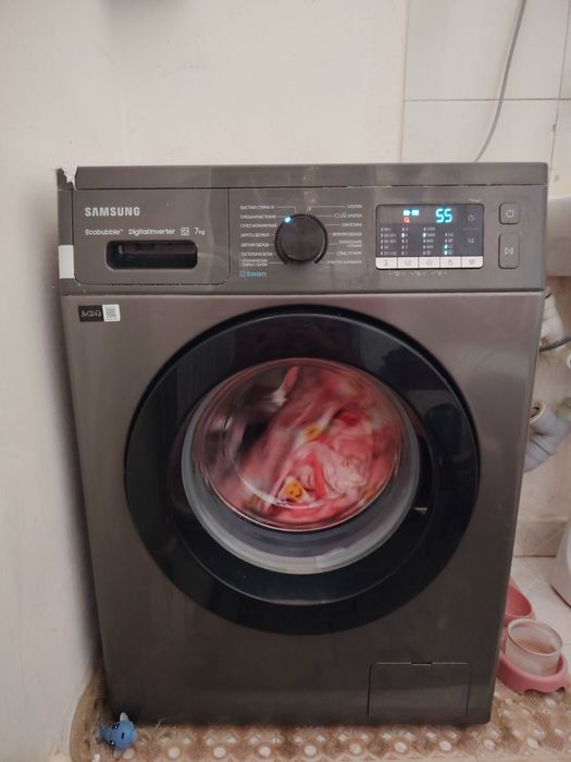 Samsung кир ювиш машинами тез ва арзон сотилади холати янги 3ой булди