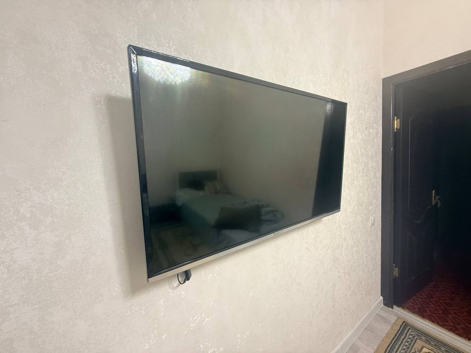 Shivaki 43 и в каплект MI TV - приставка