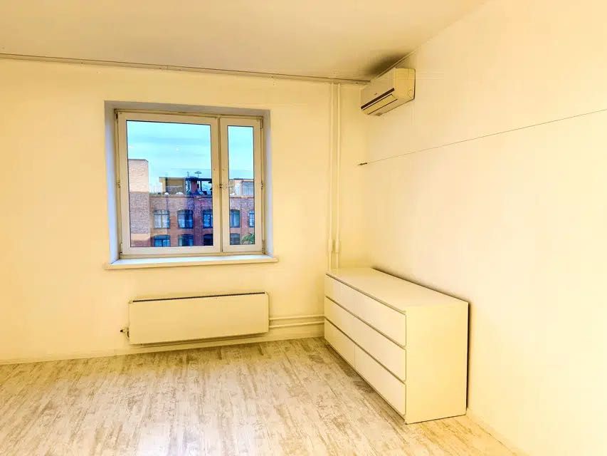 Квартира около метро для девушек