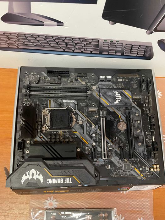 Placa de baza ASUS TUF GAMING B460-PLUS, Socket 1200, garantie