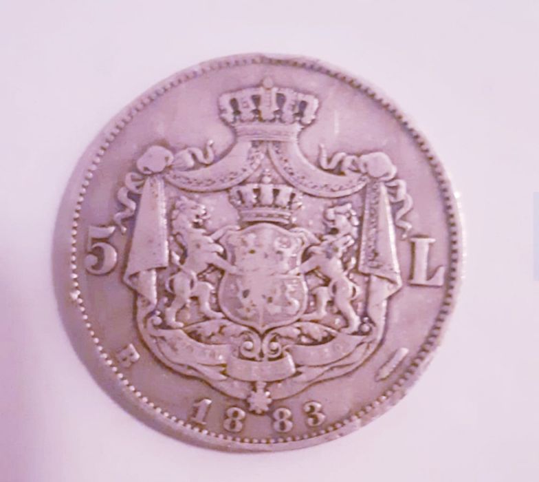 Vand monede de argint