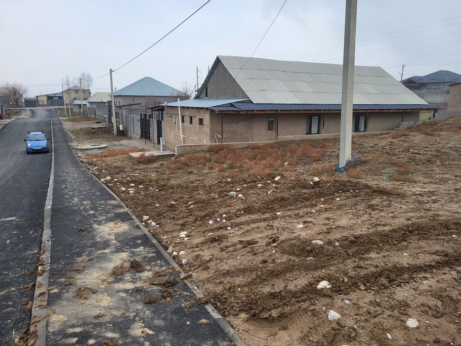 Участок 10 соттык Акжарда