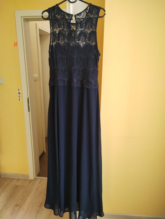 Тъмно синя рокля, размер L