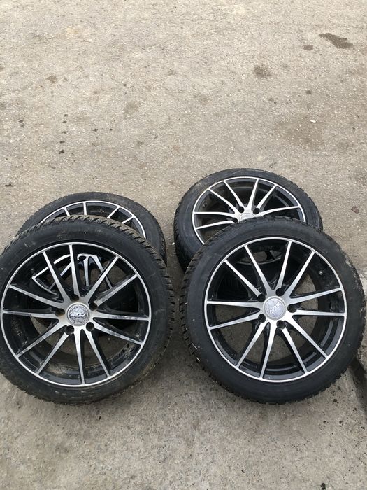 Продават се зимни гуми