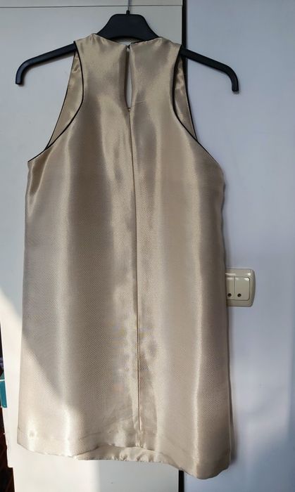 Rochie aurie Maje