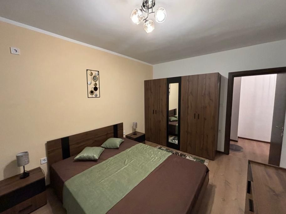 Дава се под наем Двустаен апартамент в Пловдив, Център - 70 кв.м за 500 € - Снимка #3