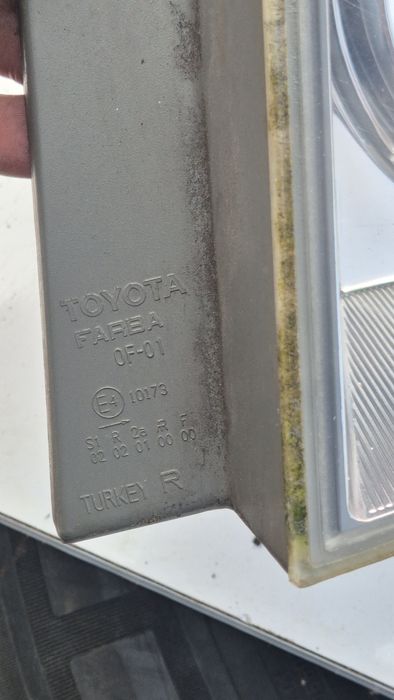 Оригинален Десен  Стоп за Тойота Корола Версо  2004- 2009г