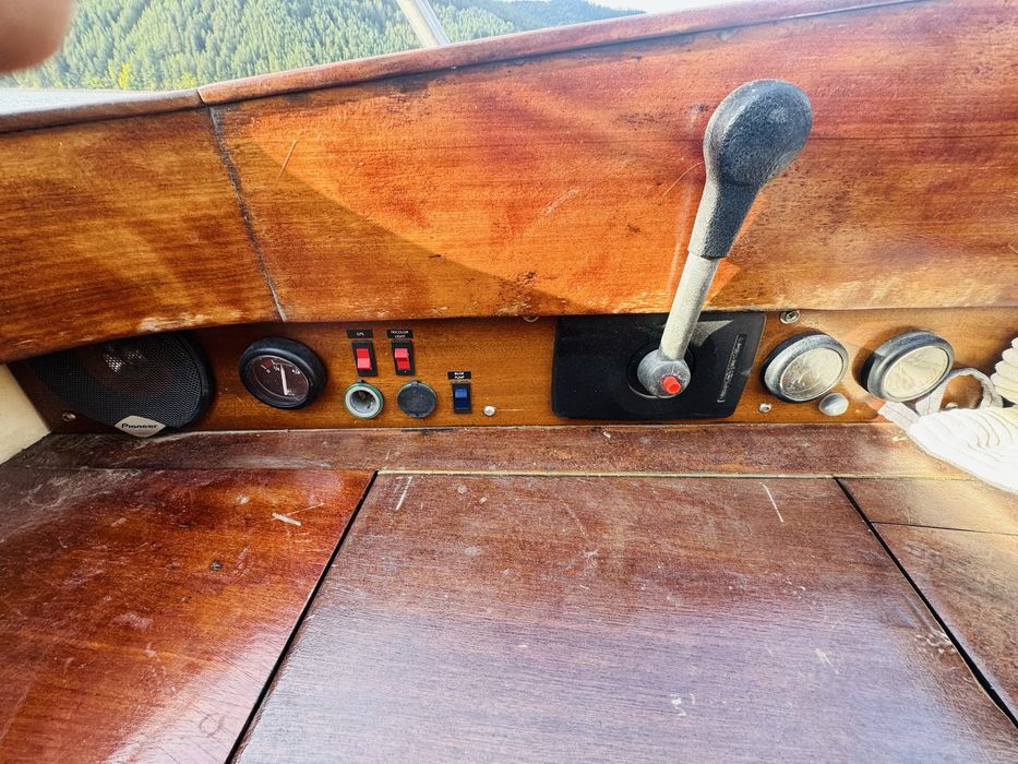 Velier Jollenkreuzer 30
