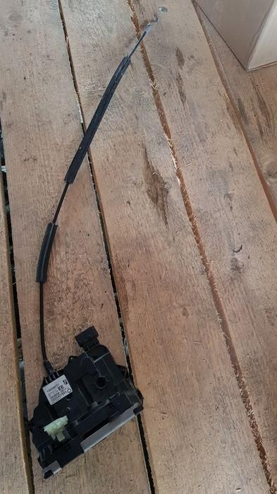 Broasca stanga dreapta spate Opel Corsa D