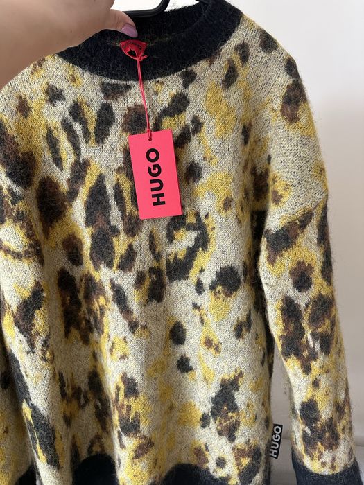 Дамски пуловер HUGO