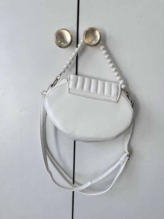 Сумочка клач с ремешком