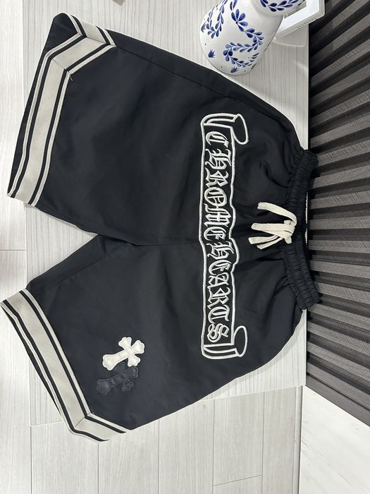 chrome hearts - Pantaloni scurti | OLX.ro