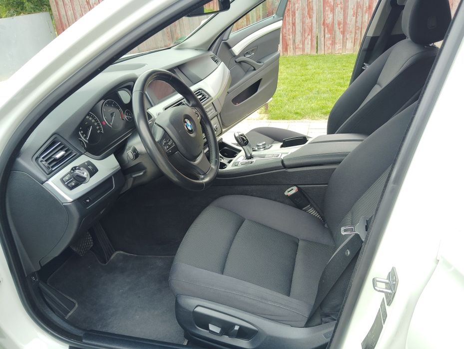 Vând BMW 525 2 L Euro 6 218 cp automat, head up,facelift