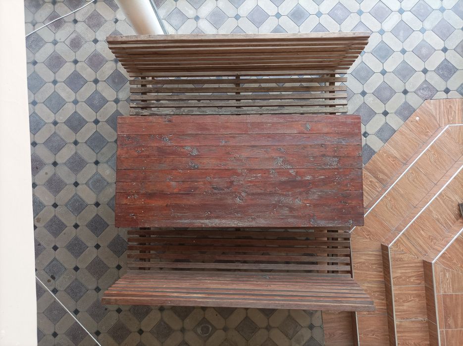 Стол стул сотилади