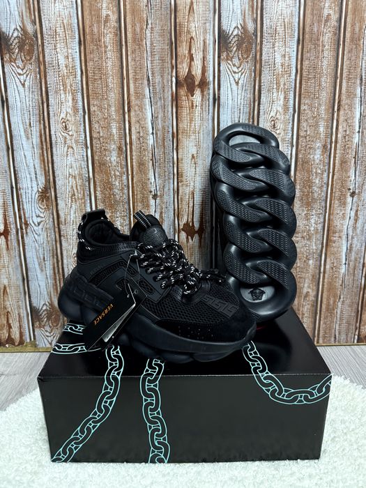 Versace Chain Reaction Black