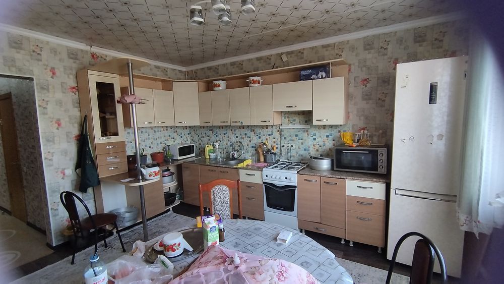 Кухонный гарнитур