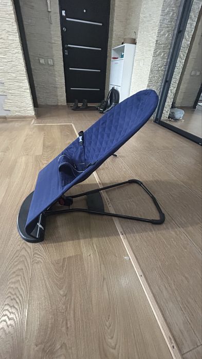 Шезлонг детский с музыкой