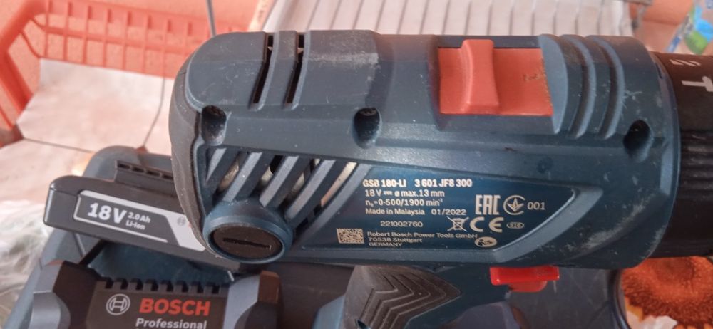 Винтоверт bosch professional gsb180-li