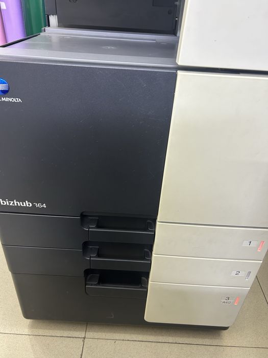 Продам срочно Konika minolta 364