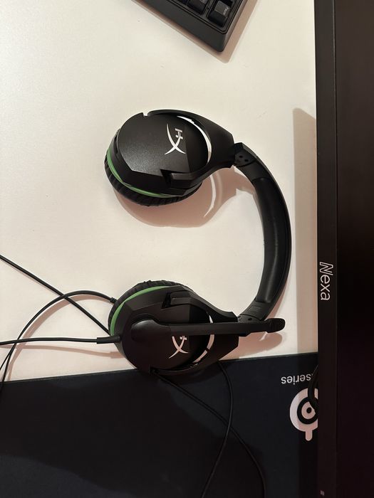 Наушники HyperX CloudX Stinger зеленый
