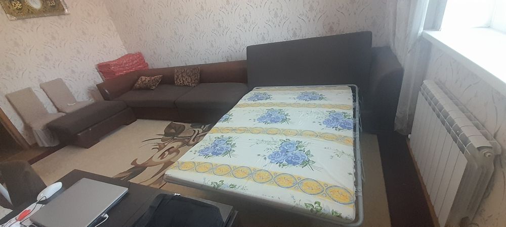 Диван для гостиной