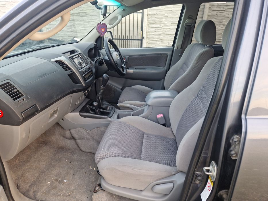 Dezmembrez Toyota Hilux 3.0 manuala 2007-2012 1KD-FTV