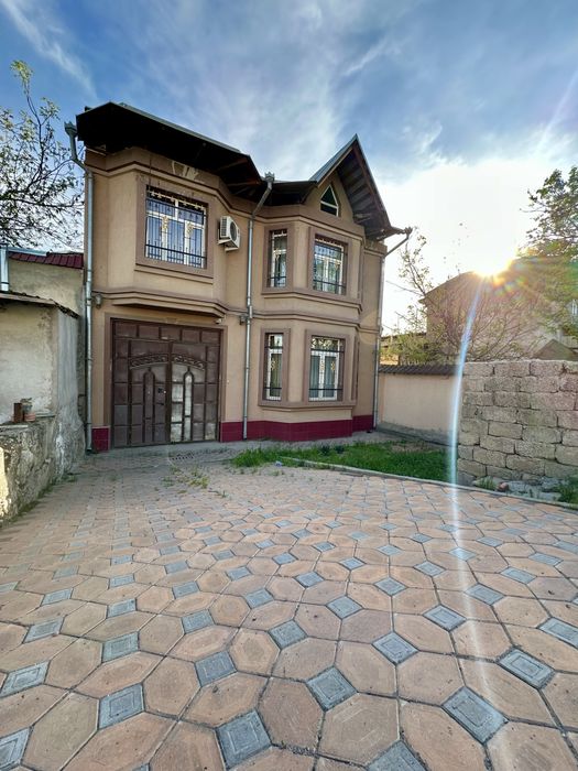 Продается дом Урик зор Уч тепа рн