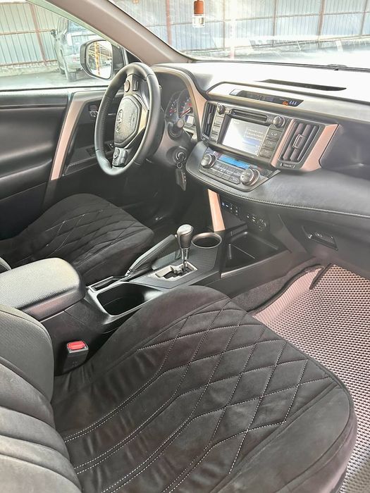 Продам Toyota rav 4