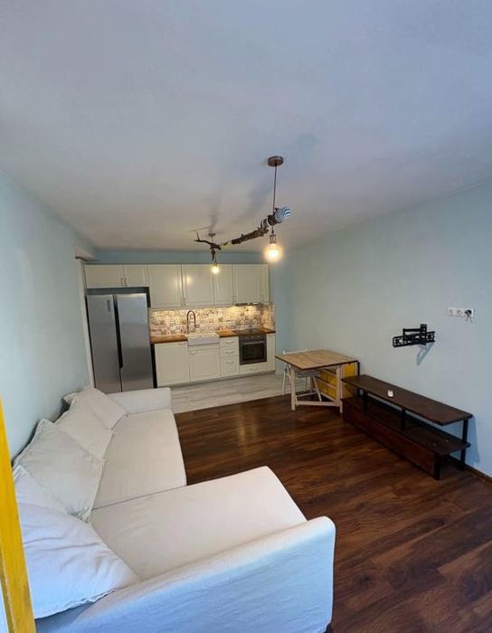 Дава се под наем Двустаен апартамент в София, Кръстова вада - 65 кв.м за 648.21 € - Снимка #3