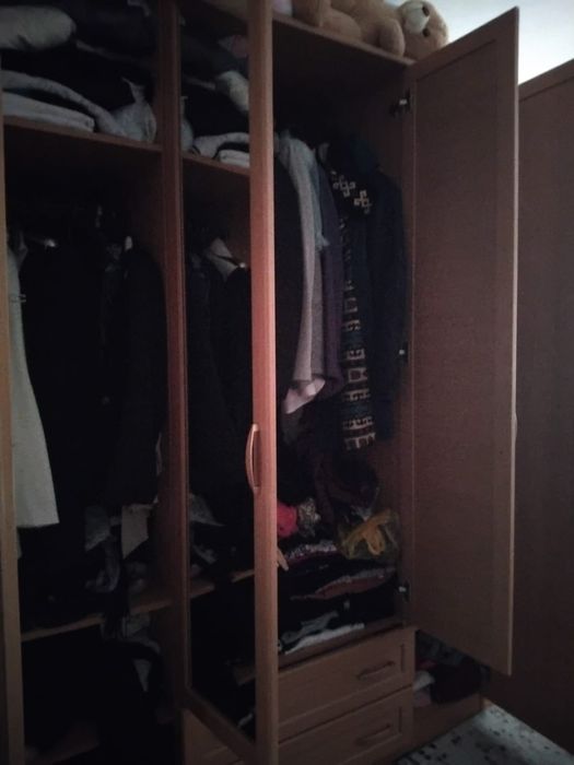 Продаются мебель шкаф50000