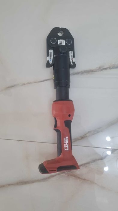 Presa sertizat Hilti