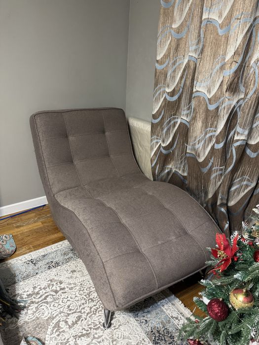 Диван и два кресла