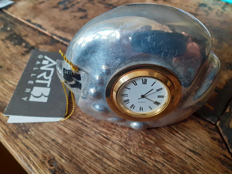 часовник дизайнерски ръчна изработка уникат АRT GALLERY