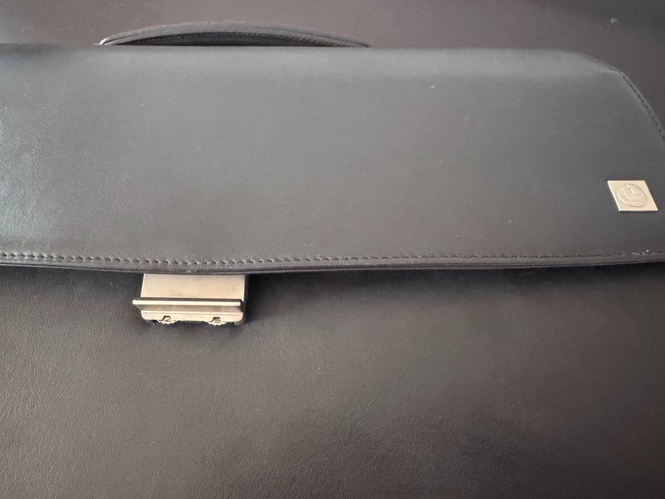 бизнес чанта BMW