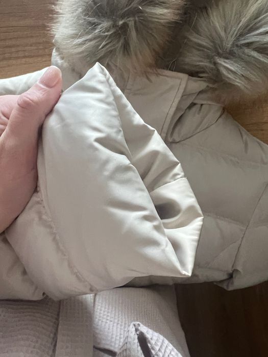 Geaca Calvin Klein, marimea M (corespunde la 36-38)