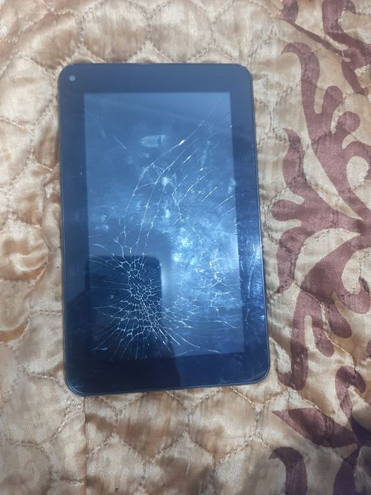 Планшет JXD model S6600b