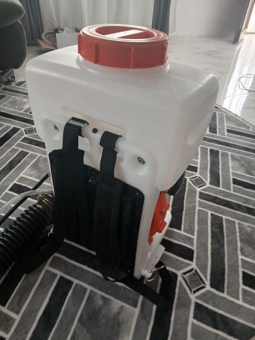 Vind  Atomizor nou  Model 3W -808 ,14 Kg capacitate