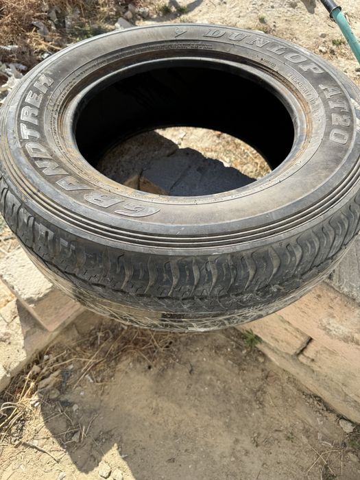 Шина в отличном состоянии 16/265/70